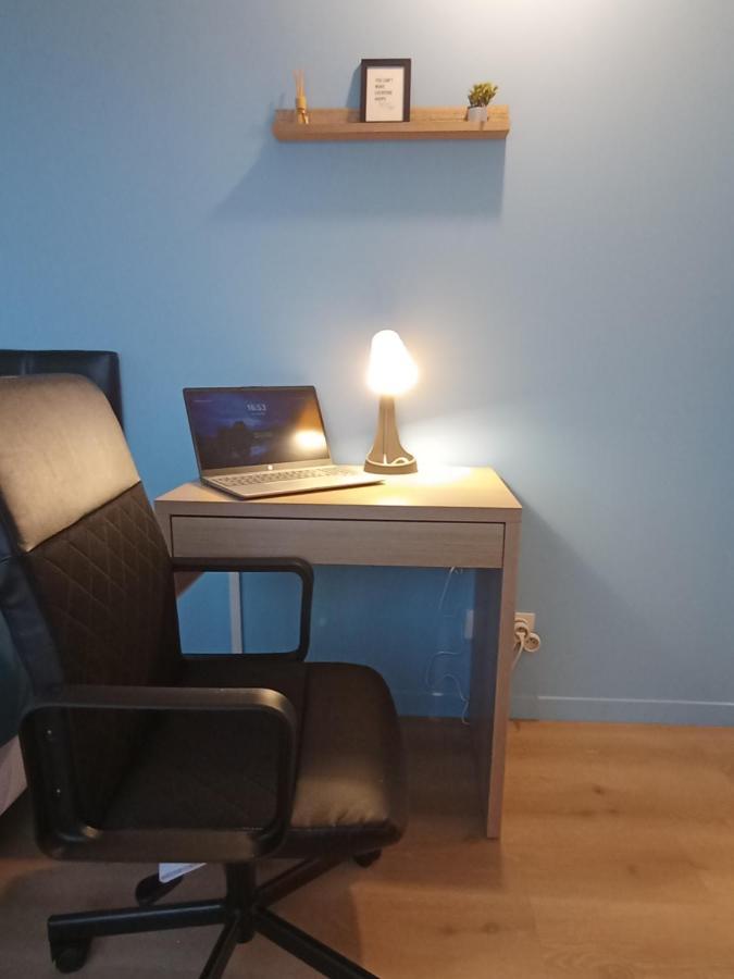 Bed and Breakfast Le Beau Refuge Parisien De Cergy - Parisian Modern Flat At Cergy Esterno foto