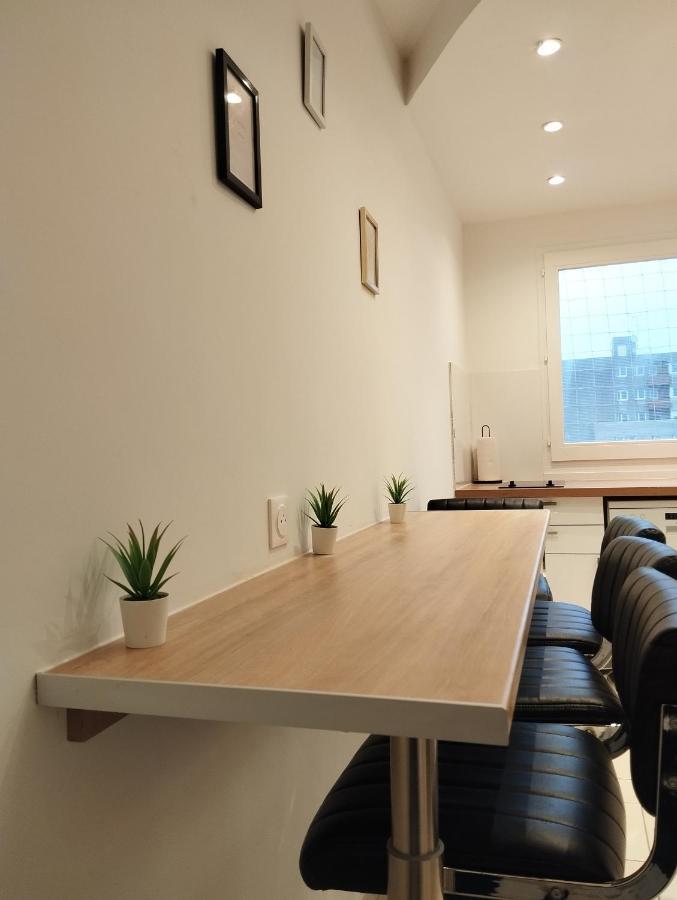 Bed and Breakfast Le Beau Refuge Parisien De Cergy - Parisian Modern Flat At Cergy Esterno foto