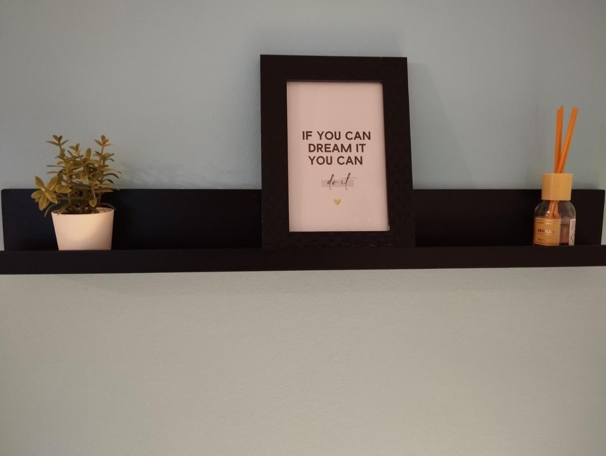 Bed and Breakfast Le Beau Refuge Parisien De Cergy - Parisian Modern Flat At Cergy Esterno foto