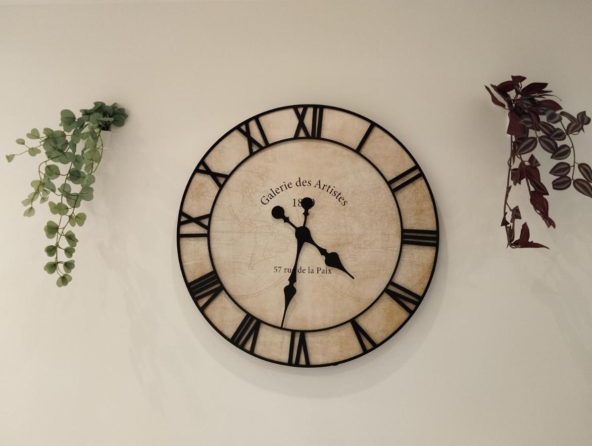 Bed and Breakfast Le Beau Refuge Parisien De Cergy - Parisian Modern Flat At Cergy Esterno foto