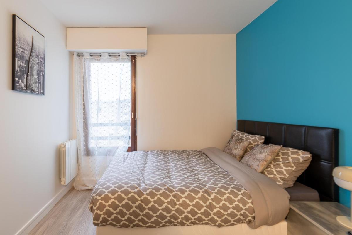 Bed and Breakfast Le Beau Refuge Parisien De Cergy - Parisian Modern Flat At Cergy Esterno foto