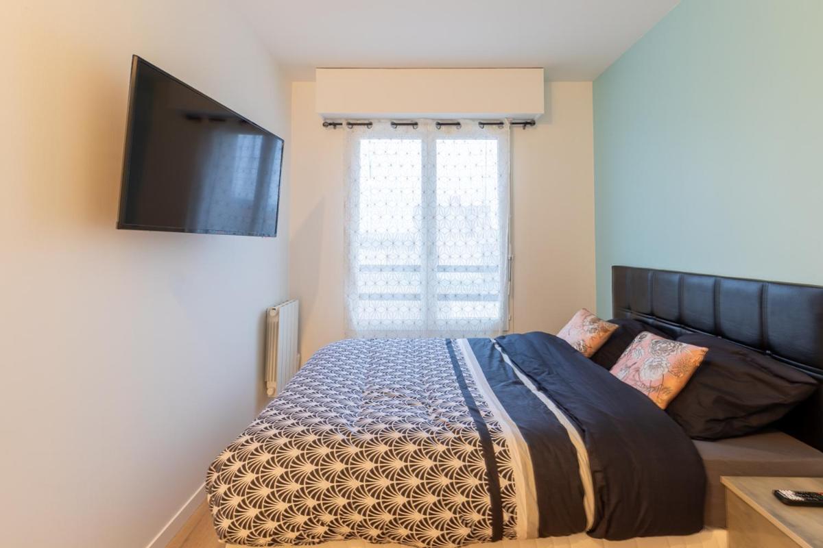 Bed and Breakfast Le Beau Refuge Parisien De Cergy - Parisian Modern Flat At Cergy Esterno foto